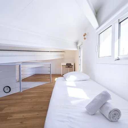 Apartment Sur Les Toits Du Vieux Port Avec Terrasse La Rochelle (Charente-Maritime)